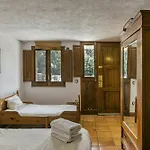 Habitacions Mas Fuselles Guest house 3*
